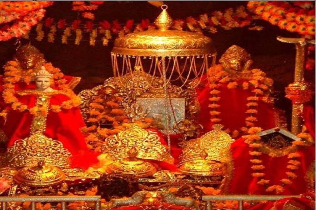मां वैष्णो देवी मंदिर की 'तीन पिंडियों' के पीछे छिपा है चमत्कारी रहस्य