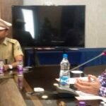 Janjgir News : एसपी ऑफिस में कलेक्टर जितेंद्र शुक्ला ने ट्रांसपोर्टर, कोलवाशरी, उद्योग संचालकों और अ...