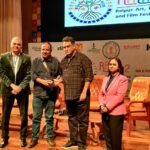 अनुराग बसु ने किया राजकुमार सोनी को सम्मानित