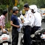 Traffic Challan Rules: ऐसे लोगों को पुलिस भी नहीं कह सकती हेलमेट लगाने, ट्रैफिक पुलिस नहीं मांग सकते...