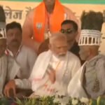 Sakti News : मंच पर मोदी के दोनों तरफ बैठे कौन हैं ये दो लोग, PM ने कहा ‘अयोध्या में भी पहुंचे थे आश...