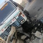 Akaltara Accident : अकलतरा में तेज रफ्तार ट्रेलर अनियंत्रित होकर रेलिंग से टकराया, वाहन छोड़कर ड्राइव...