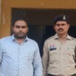JanjgirChampa Loot Arrest : रात्रि में रास्ता रोककर बाइक और मोबाइल की लूट करने वाले फरार नाबालिग सहि...