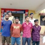 Janjgir Thief Gang : चोरी की बाइक बेचने की फिराक में थे 4 आरोपी, पुलिस ने गिरफ्तार किया, आरोपियों से...