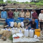 JanjgirChampa Arrest : महुआ शराब बनाने वाला आरोपी शिवरीनारायण पुलिस के हत्थे चढ़ा, आरोपी से पैकिंग मश...