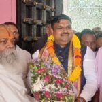 Raipur News : शिक्षा मंत्री ने श्री दूधाधारी मठ पहुंचकर भगवान का दर्शन किया