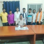 Akaltara Arrest : कोटमीसोनार गांव से जुआ खेलते 7 जुआरी गिरफ्तार, जुआरियों से 51 सौ रुपये जब्त