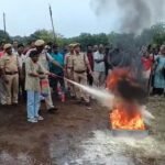 Janjgir News : जिला सेनानी एवं जिला अग्निशमन कार्यालय में सिविल डिफेंस वॉलंटियर्स को 'नागरिक सुरक्षा...