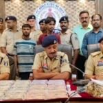 Janjgir Loot Arrest : व्यवसायी से साढ़े 10 लाख रुपये लूट का मामला, नाबालिग नौकर निकला मास्टमाइंड, बेह...