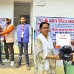 Akaltra News : खटोला गांव के शासकीय माध्यमिक शाला में NSS कैम्प के तहत रक्तदान एवं स्वास्थ्य शिविर क...