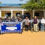 Sakti News : बाराद्वार के स्वामी आत्मानंद हिंदी/अंग्रेजी माध्यम विद्यालय में 30 छात्राओं को दी गई सा...