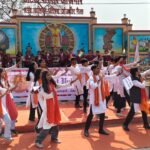 ब्रिलियंट पब्लिक स्कूल, बनारी जांजगीर द्वारा ’संविधान बचेगा तभी भारत देश बढ़ेगा’ विषय पर नुक्कड़ नाटक ...