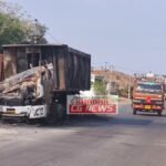 Janjgir-Akaltara Big News : 18 दिन बीत जाने के बाद भी बीच सड़क से नहीं हटाए गए जलकर खाक हुए 2 ट्रेलर,...