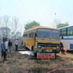 Akaltara School Bus Fire : निजी स्कूल की बस में आग लगी, फायर ब्रिगेड ने आग बुझाई, पास में खड़ी थी अन्...