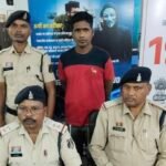 Champa Fraud Arrest : बुजुर्ग महिला को झांसा में लेकर सोने की माला और 20 हजार नगद ठगी, आरोपी युवक गि...