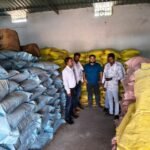 JanjgirChampa Big News : कृषि विभाग ने 500 बोरी उर्वरक जब्ती की कार्रवाई की, कई दुकान संचालकों को नो...