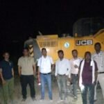 JanjgirChampa Action : रेत माफिया पर प्रशासन का शिकंजा, हसदेव नदी में रेत उत्खनन करते 4 चेन माउंटेन ...