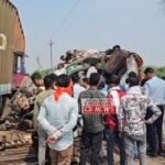 JanjgirChampa Accident : NH-49 में ट्रेलर और कंटेनर के बीच भीषण हादसा, केबिन में फंस गया था ट्रेलर क...