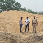 JanjgirChampa Big News : खनिज विभाग और राजस्व विभाग की टीम ने फिर की बड़ी कार्रवाई, बम्हनीडीह क्षेत्र...