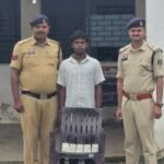 Janjgir-Saragaon Arrest : बाइक सवार लोगों से लूटपाट करने वाले फरार आरोपी गिरफ्तार, डूमरपारा से की गई...