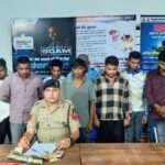 Champa News : जुआ खेलने वाले 12 जुआरी को चांपा पुलिस ने खिरसाली पारा से किया गिरफ्तार, 30 हजार 760 र...
